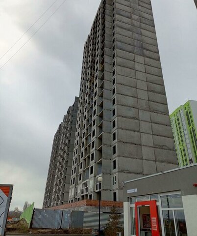р-н Кировский Солнечный 2 ул им Кузнецова Н.В. 1 фото