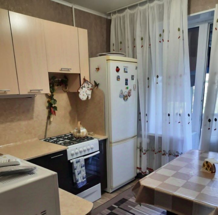 квартира р-н Ейский г Ейск ул. Сергея Романа, 98 фото 7