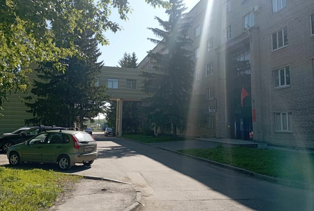 офис р-н Нижнекамский г Нижнекамск ул Ахтубинская 6а городское поселение Нижнекамск фото 1