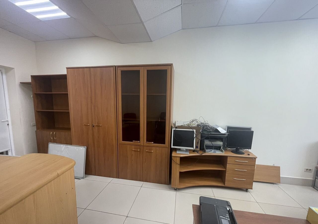 офис г Брянск рп Радица-Крыловка Бежицкий район Бежицкая ул., 185 фото 2