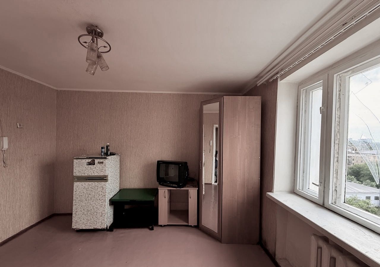 комната г Волгоград р-н Тракторозаводский ул им. Дегтярева 1 фото 6