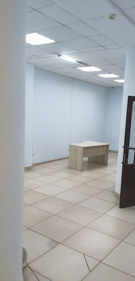торговое помещение г Новокузнецк р-н Куйбышевский ул Невского 1 Кемеровская обл. — Кузбасс фото 2