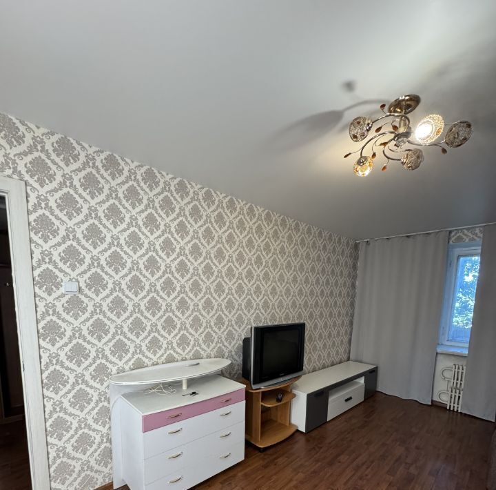 квартира г Омск р-н Кировский ул Лукашевича 17б Кировский АО фото 1