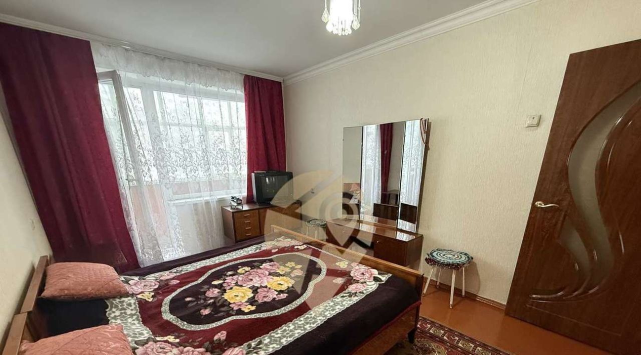 квартира г Старый Оскол ул Хмелева 1 фото 8