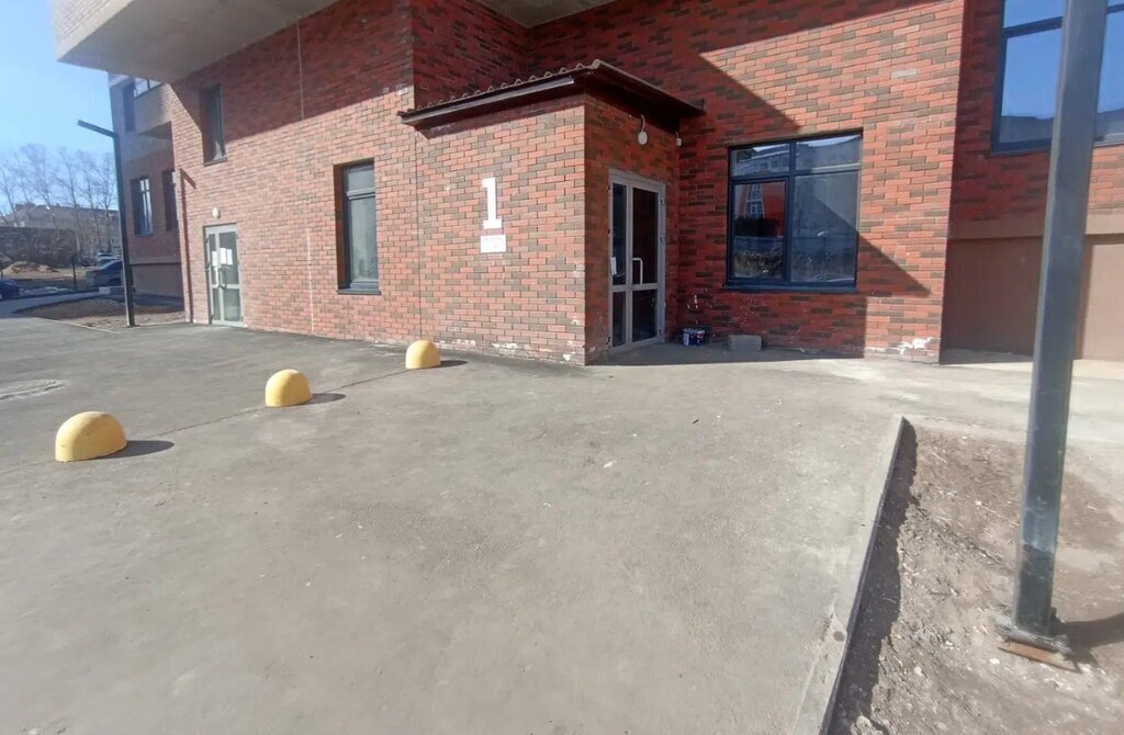 квартира г Ижевск р-н Ленинский Строитель пл Базарная 1 фото 3