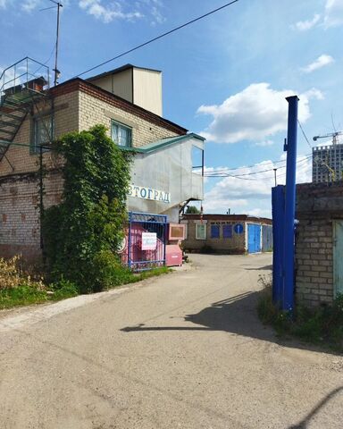 метро Горки р-н Советский ул Бухарская 89/4 фото