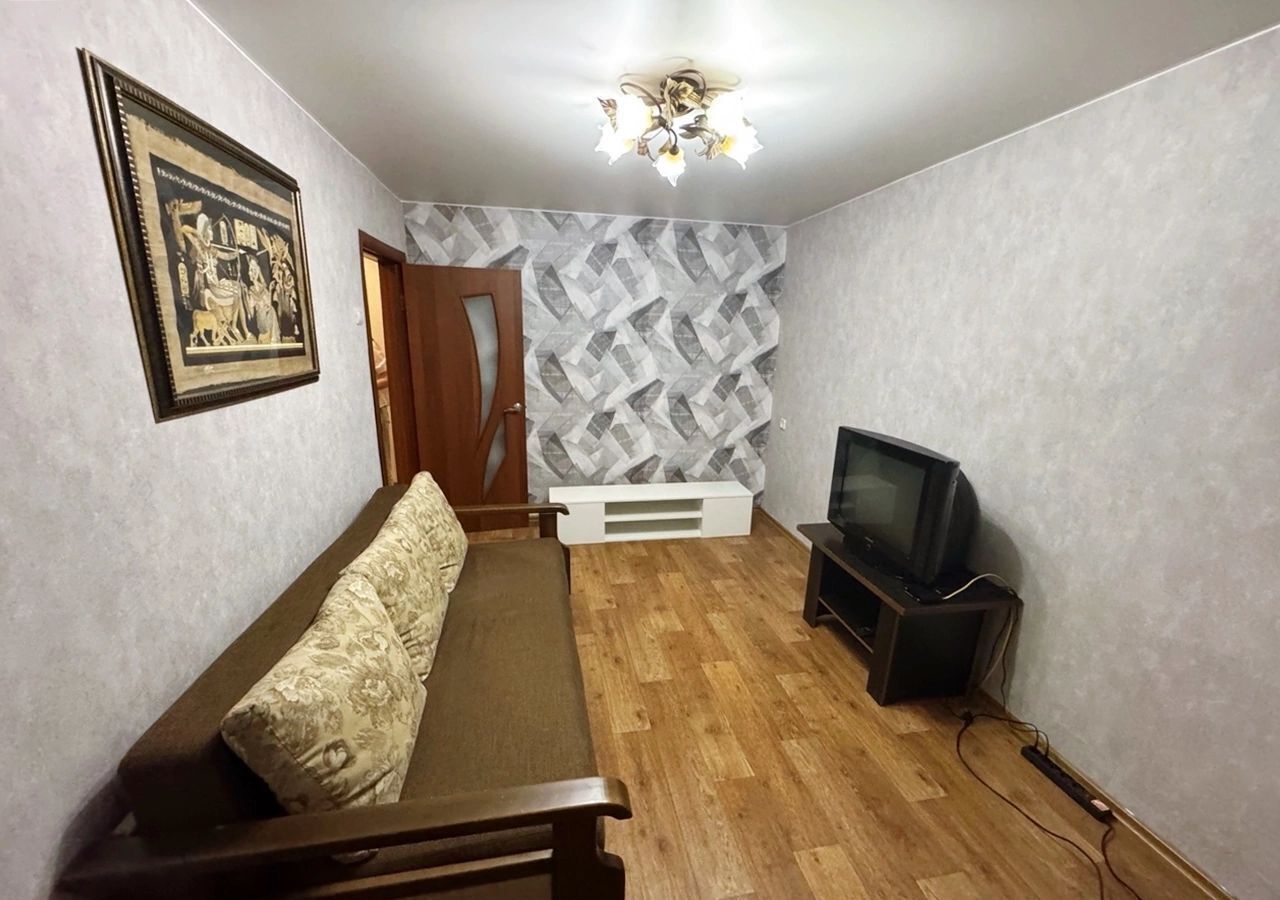 квартира р-н Яковлевский г Строитель ул Кривошеина 6 фото 2