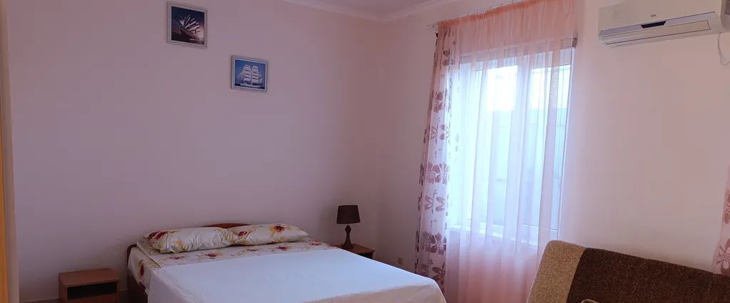комната г Евпатория пгт Заозерное ул Молодежная 63 фото 1