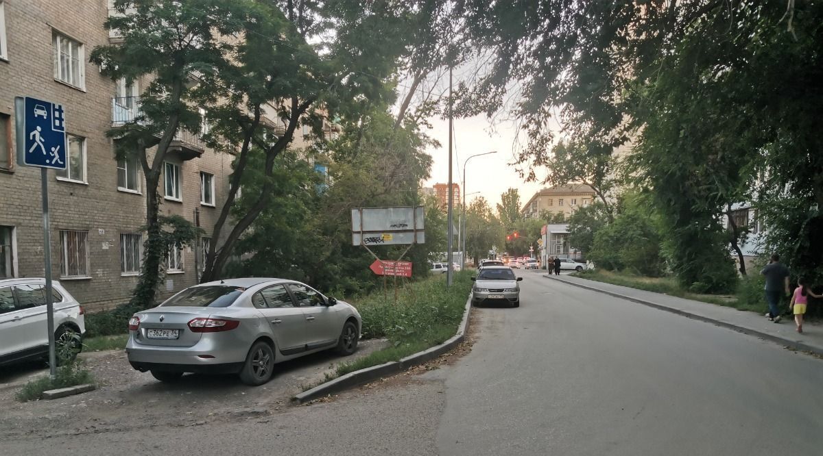 комната г Волгоград р-н Краснооктябрьский ул им. Петра Гончарова 6 фото 10