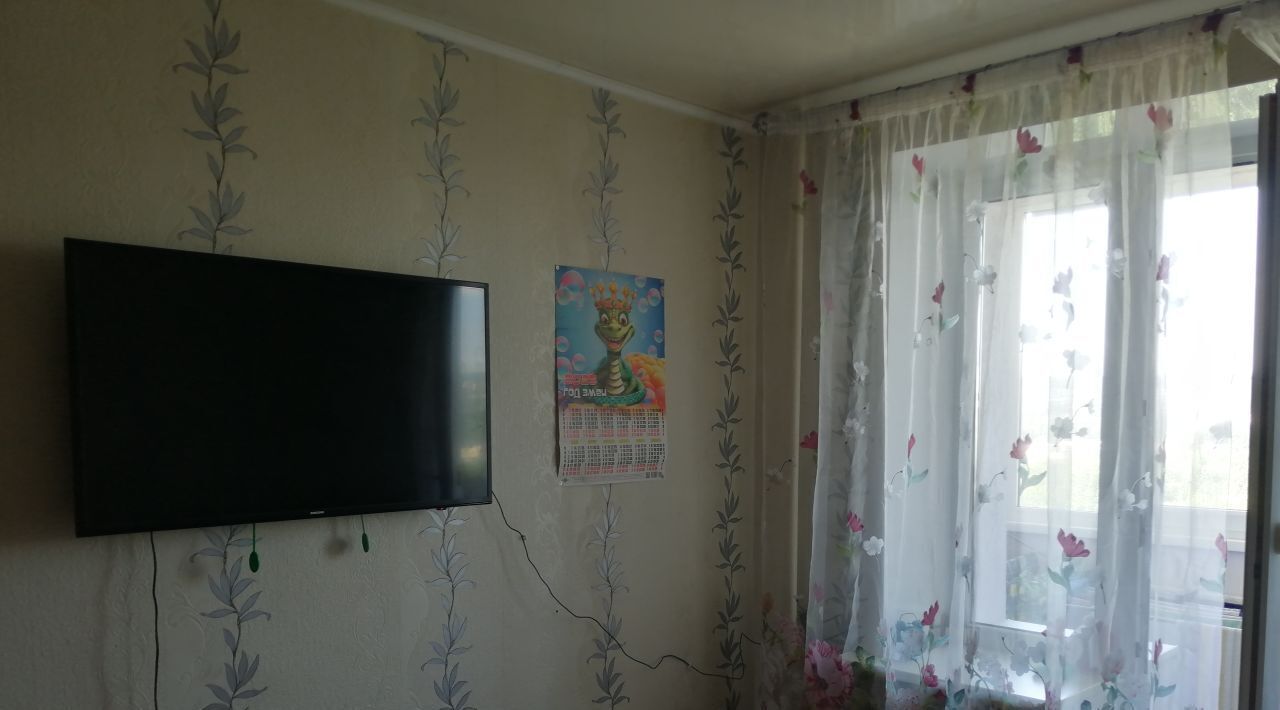 квартира г Саратов р-н Кировский ул. Имени Академика С. Г. Навашина, 20 фото 6
