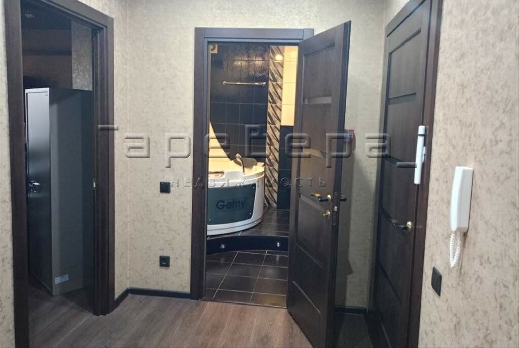 квартира г Красноярск р-н Свердловский ул Капитанская 8 фото 23