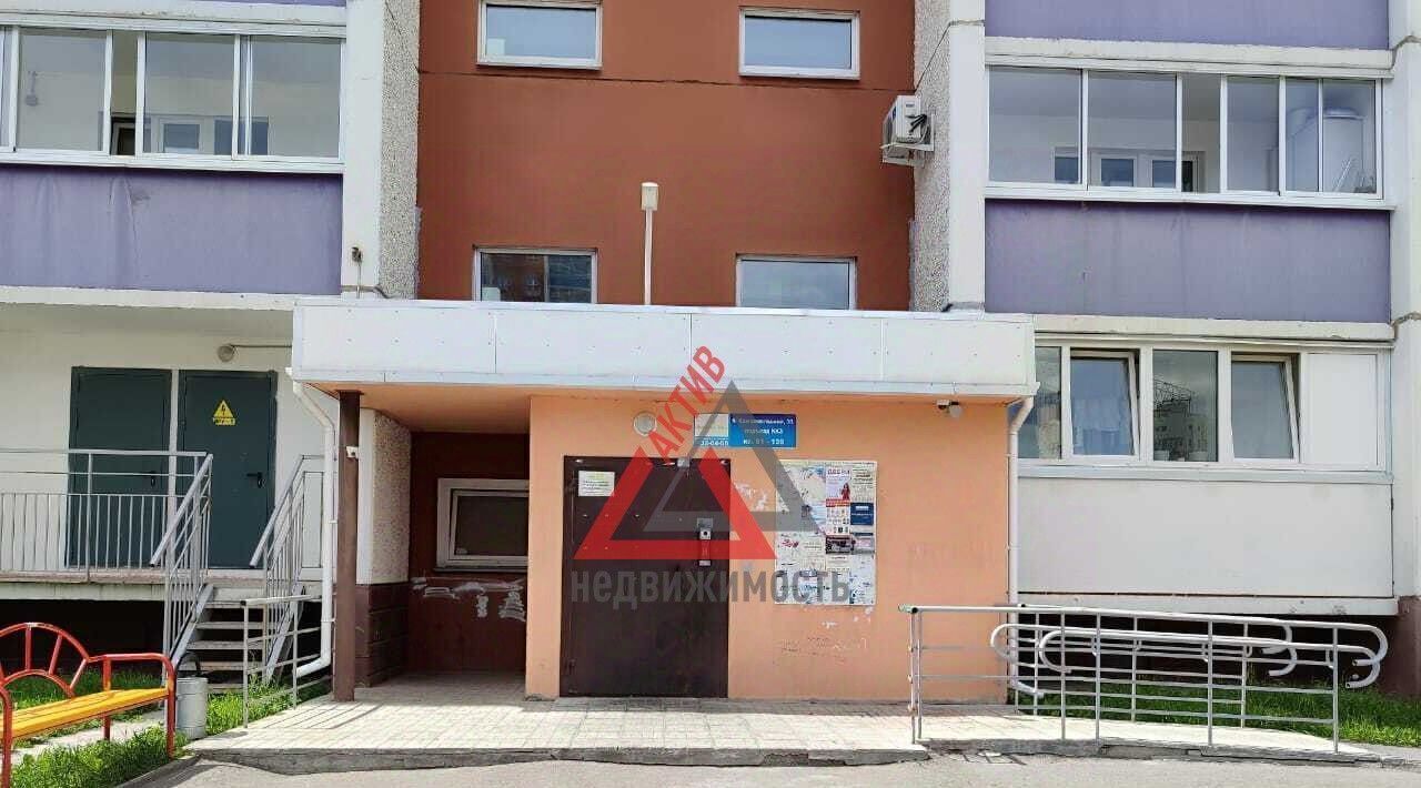 квартира г Каменск-Уральский Красногорский б-р Комсомольский 33 фото 2