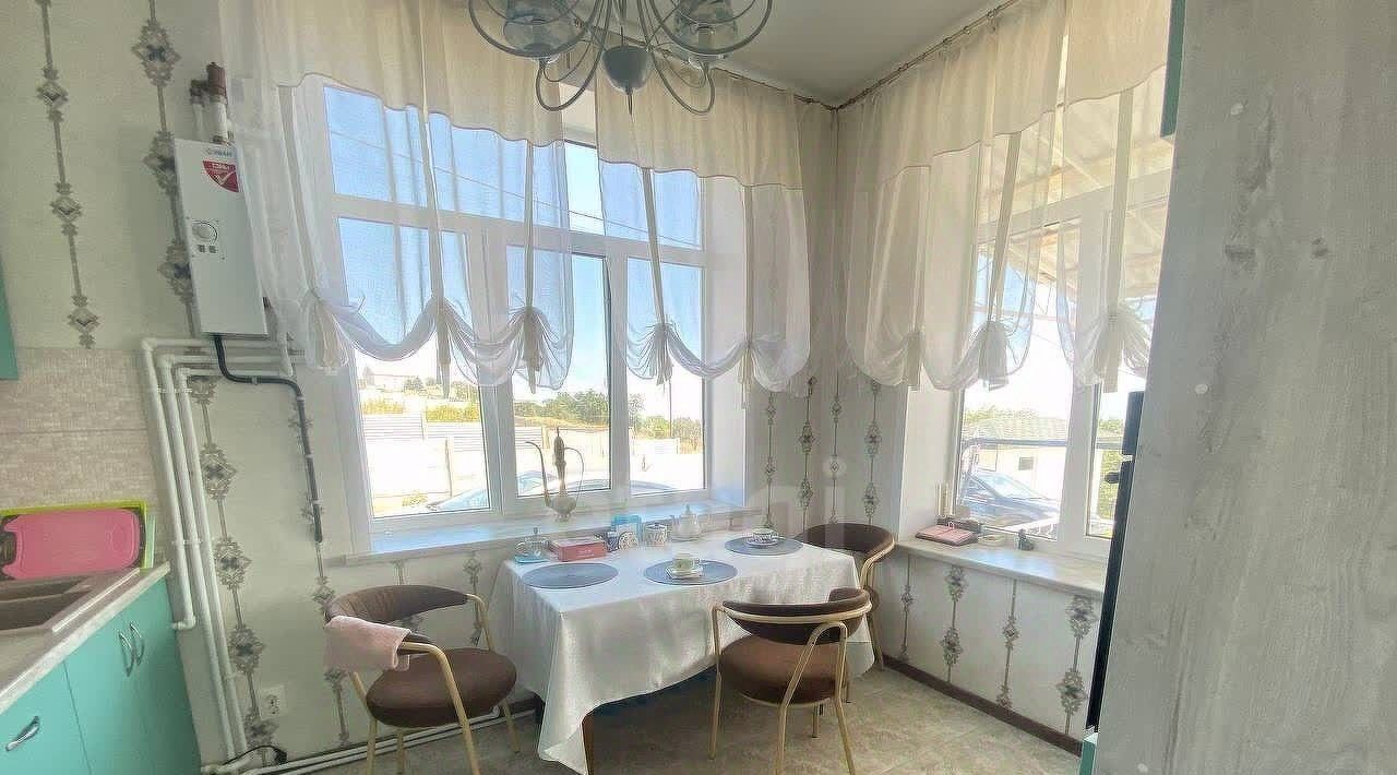 дом г Алушта с Лучистое ул Ай-Серез 16 фото 11
