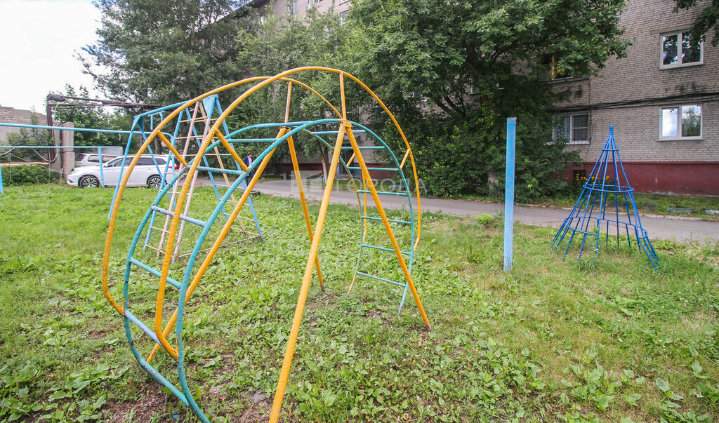 квартира г Барнаул р-н Октябрьский ул Западная 1-я 55к/2 фото 3