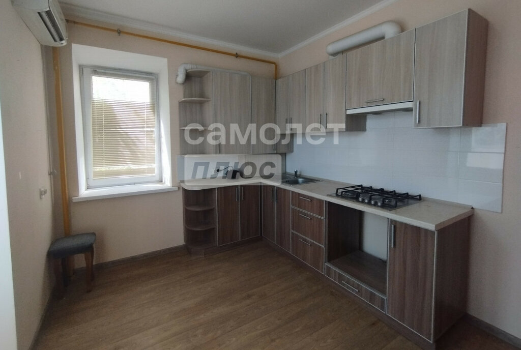 квартира г Астрахань р-н Советский улица Набережная Золотого Затона, 43 фото 1