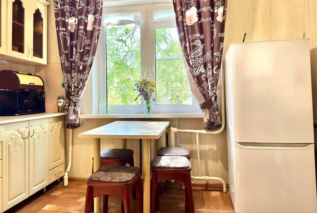 квартира г Волжский ул Набережная 65а фото 2