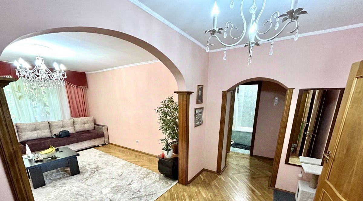 квартира г Курск р-н Центральный ул Институтская 46 фото 3
