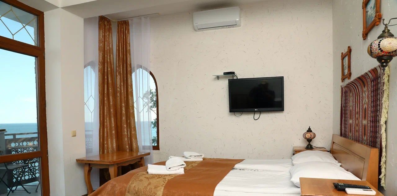 комната г Ялта пгт Кореиз ш Алупкинское 7з фото 2