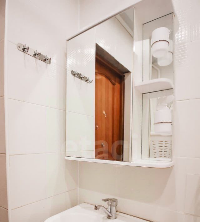 квартира г Сургут 15-16-й микрорайон пр-кт Мира 26а фото 25