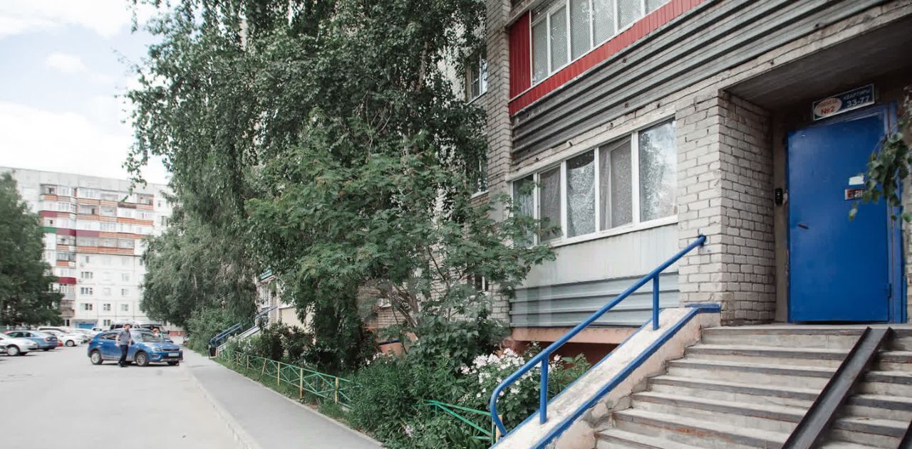 квартира г Сургут 15-16-й микрорайон пр-кт Мира 26а фото 28