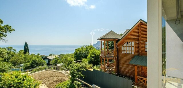 г Алупка ш Южнобережное 4 фото