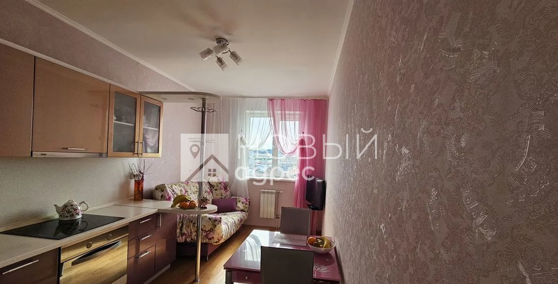 квартира г Ханты-Мансийск ул Студенческая 18 фото 1