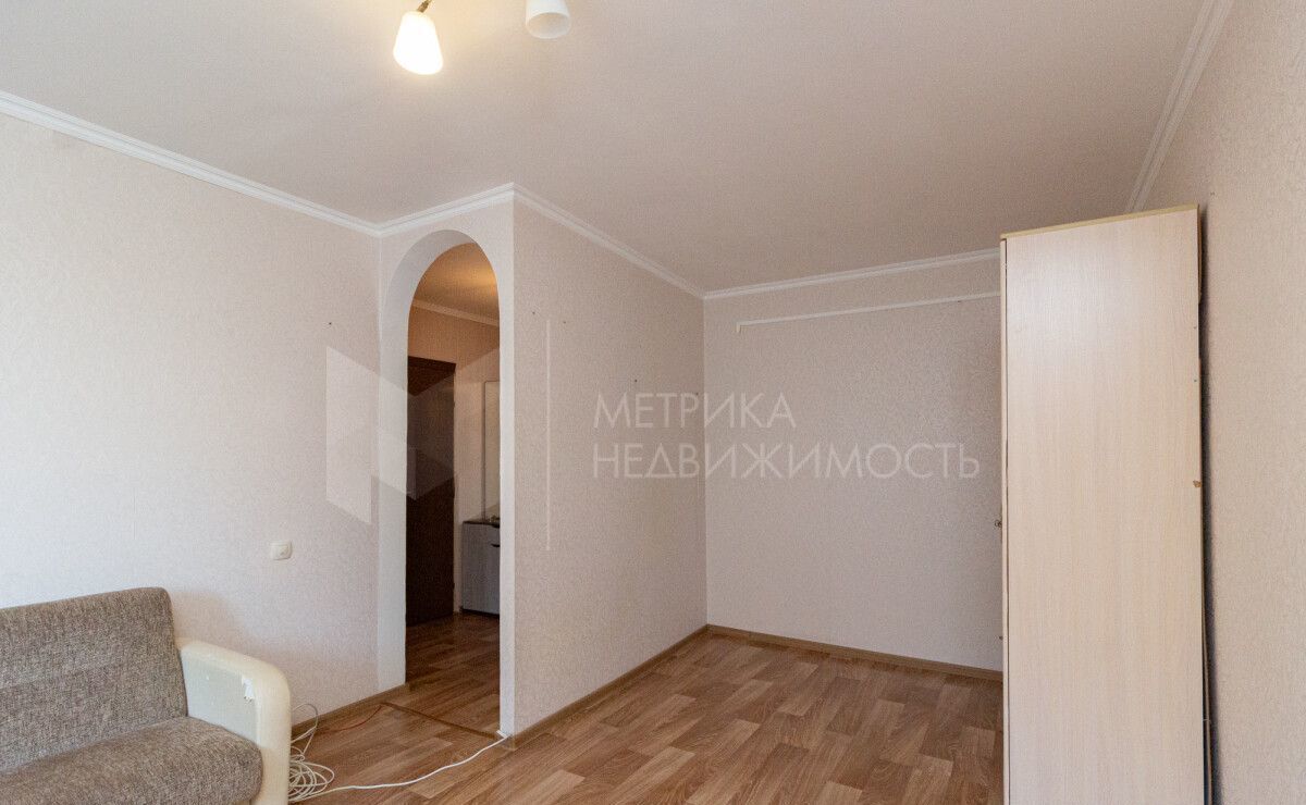квартира г Тюмень р-н Ленинский ул 50 лет Октября 36а фото 6