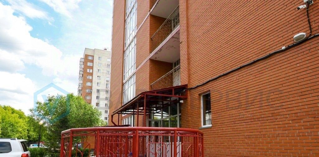 квартира г Омск р-н Центральный б-р Мартынова 17 фото 25