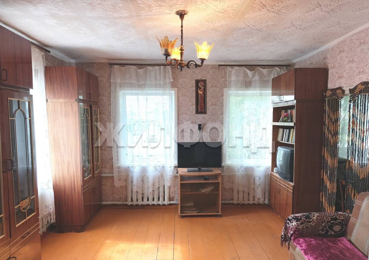 дом р-н Карасукский г Карасук ул Ландика фото 2