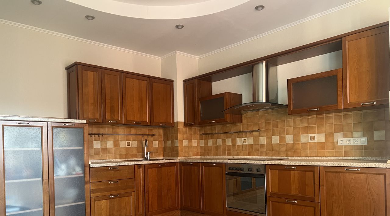 квартира г Тольятти р-н Автозаводский 2 квартал б-р Кулибина 6а 2-й кв-л фото 1