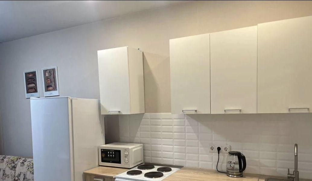 квартира г Казань метро Горки р-н Советский ул Аделя Кутуя 110дк/3 фото 2