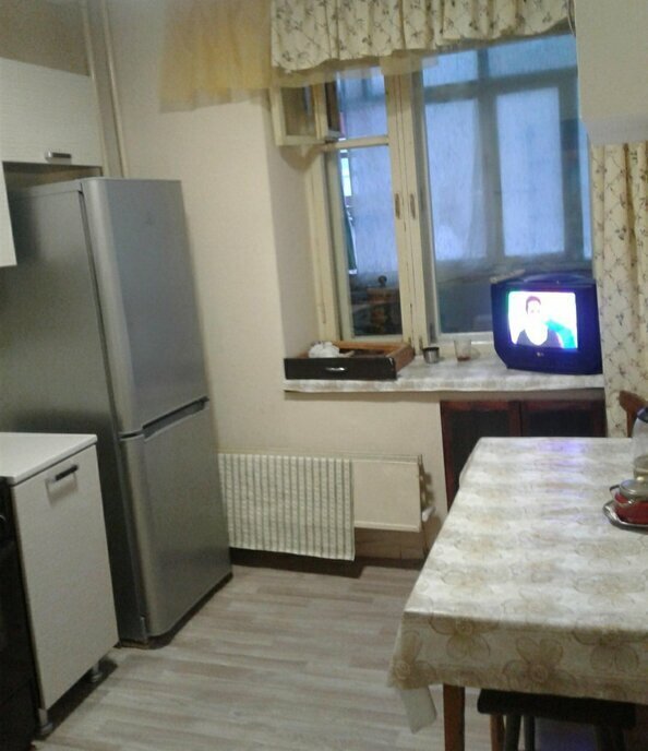 квартира г Мурманск р-н Октябрьский пер Русанова 2 фото 2