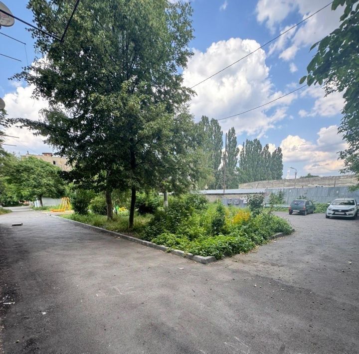 квартира г Владикавказ р-н Иристонский ш Карцинское 2/3 фото 3