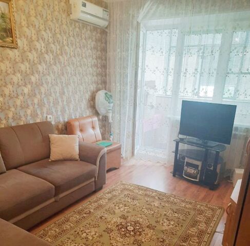Западный 10-й микрорайон ул 60 лет Октября 8 фото