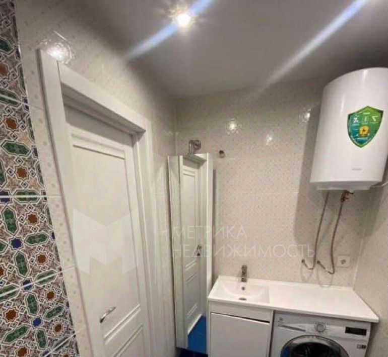 квартира г Тюмень р-н Ленинский ул Мельникайте 81 фото 12