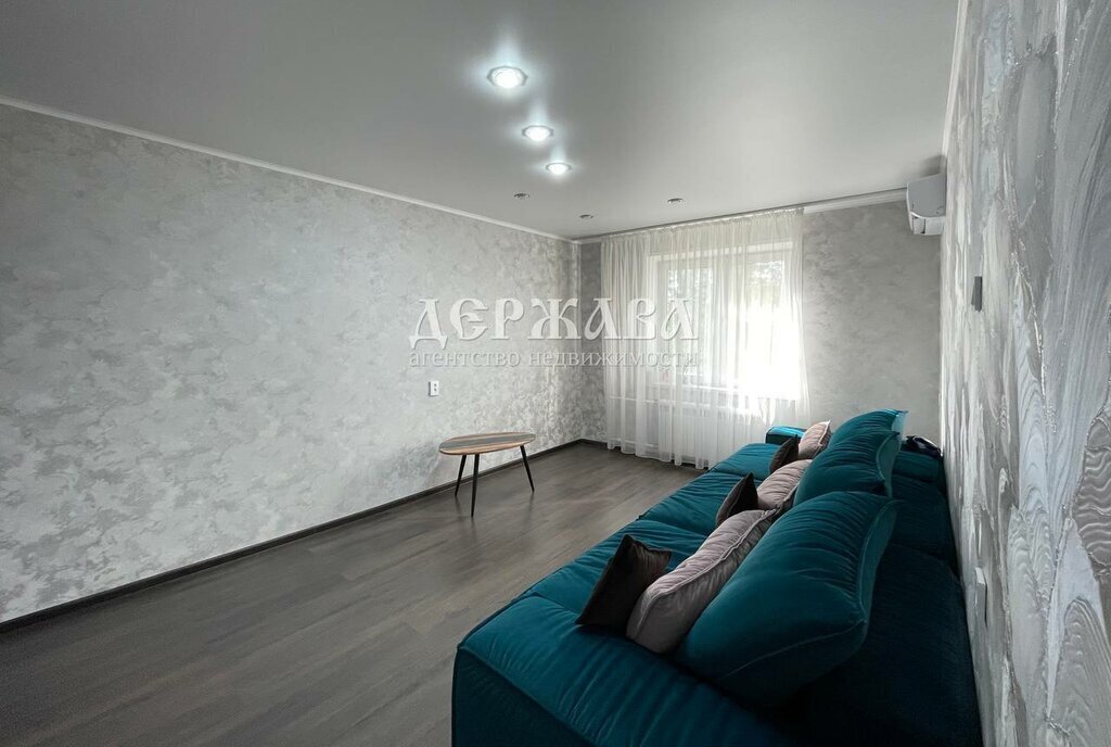 квартира г Старый Оскол Студенческий микрорайон 3/4 фото 3