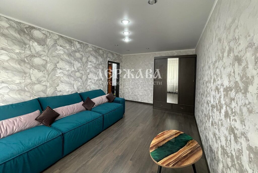 квартира г Старый Оскол Студенческий микрорайон 3/4 фото 4