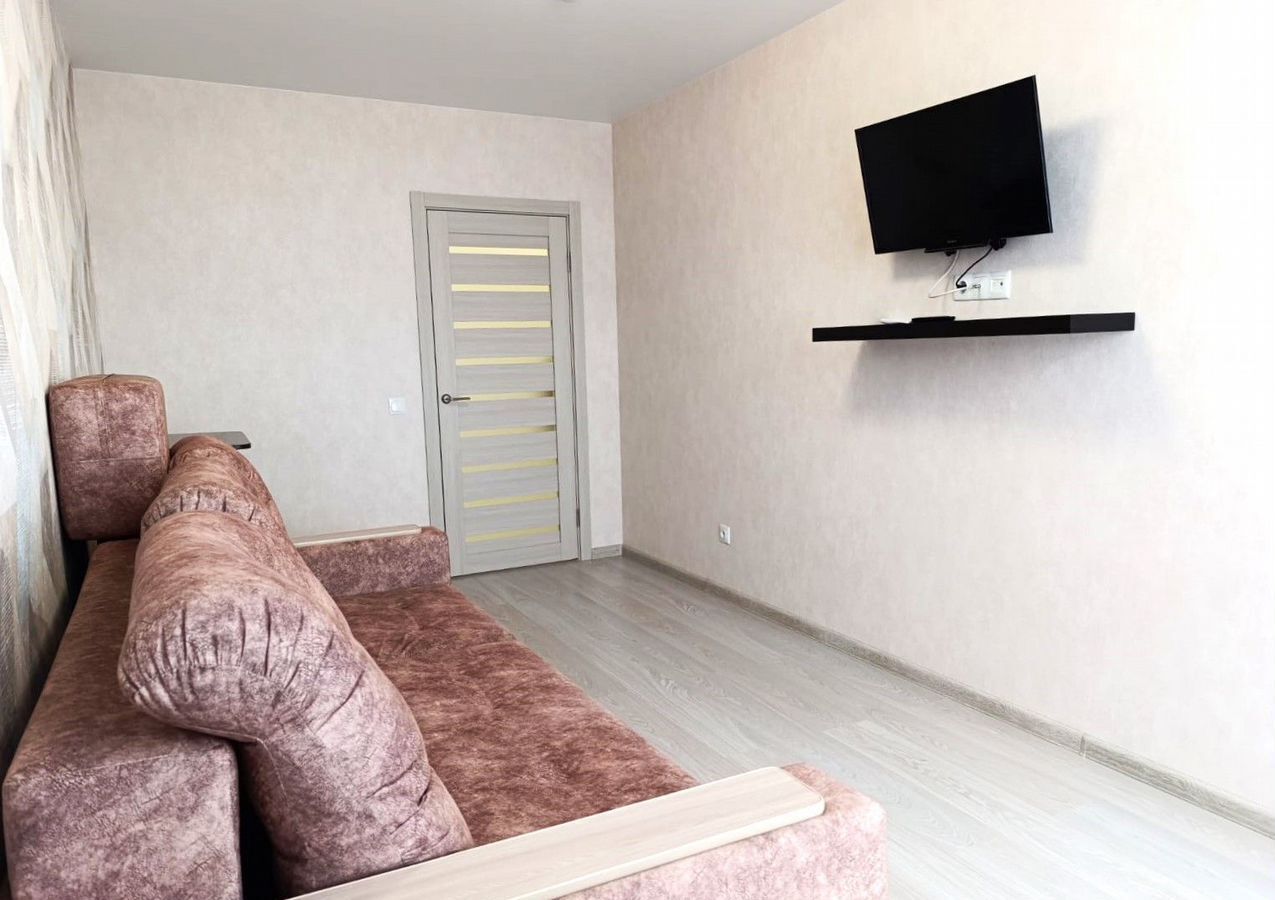 квартира г Омск р-н Кировский ул 70 лет Октября 3/5 Кировский АО фото 9