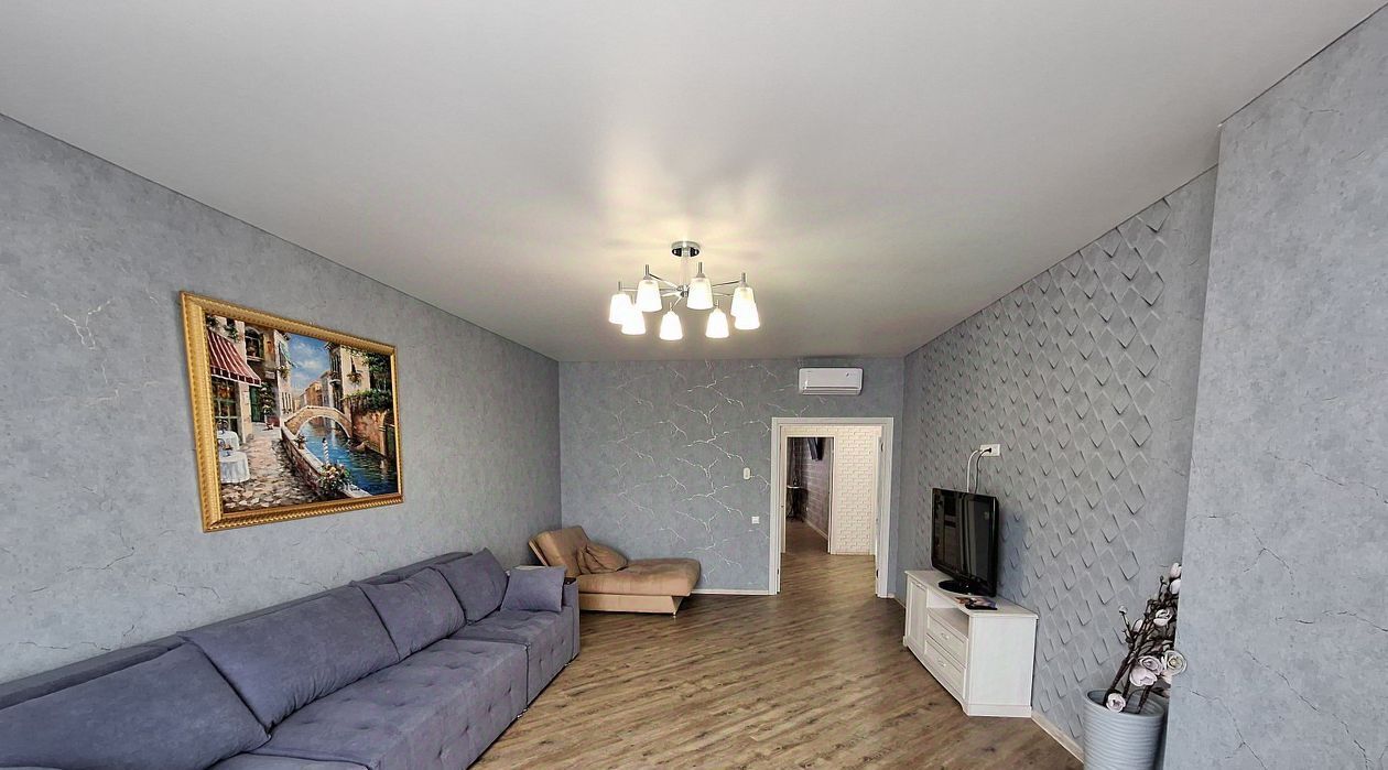 квартира г Астрахань р-н Кировский ул Бабефа 6вк/3 фото 7