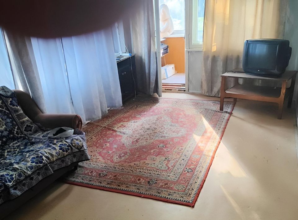 квартира г Белогорск ул Никольское шоссе 35а фото 6