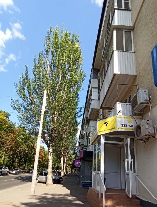 квартира г Ростов-на-Дону р-н Октябрьский пр-кт Ленина 85 фото 1