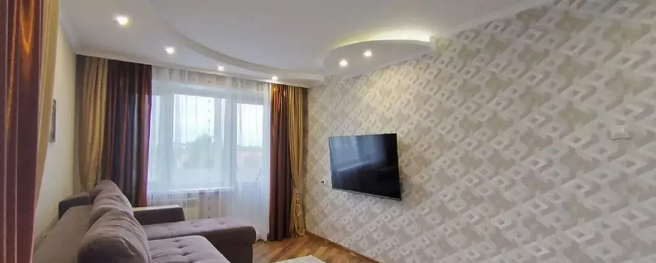 квартира г Тобольск 6-й мкр-н, 17А фото 6