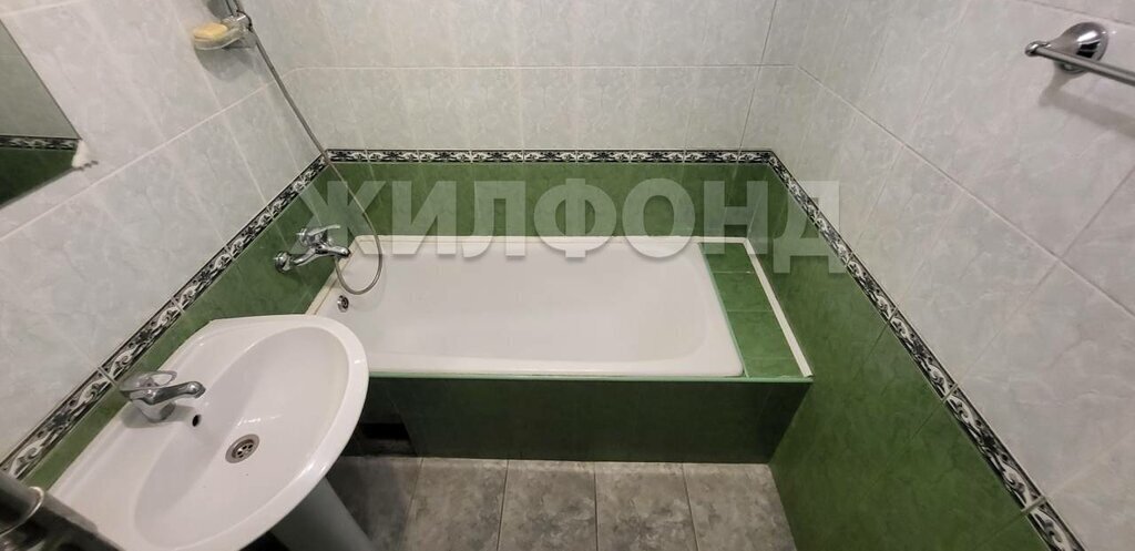 квартира г Новосибирск ул Троллейная 18 Площадь Маркса фото 12