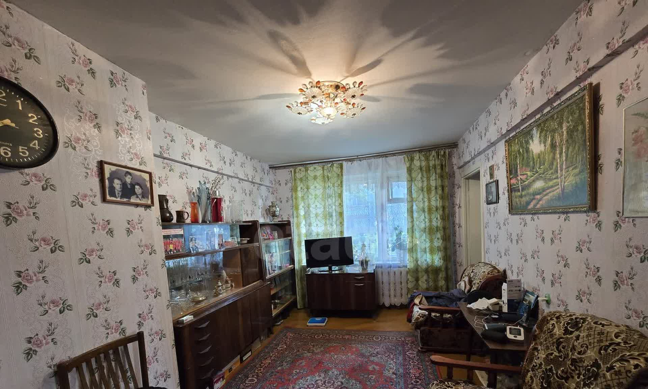 квартира г Брянск ул Горбатова 4 фото 1