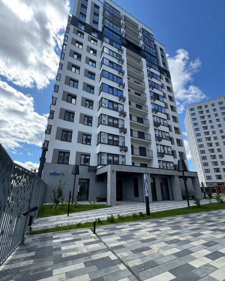 квартира г Тюмень ул. Сергея Джанбровского, д. 27, корп. 3 фото 4