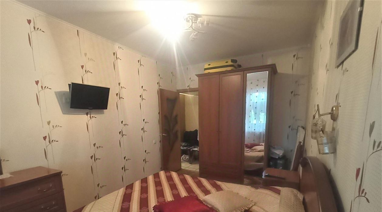 квартира г Волгоград р-н Тракторозаводский ул им. Менжинского 27 фото 7