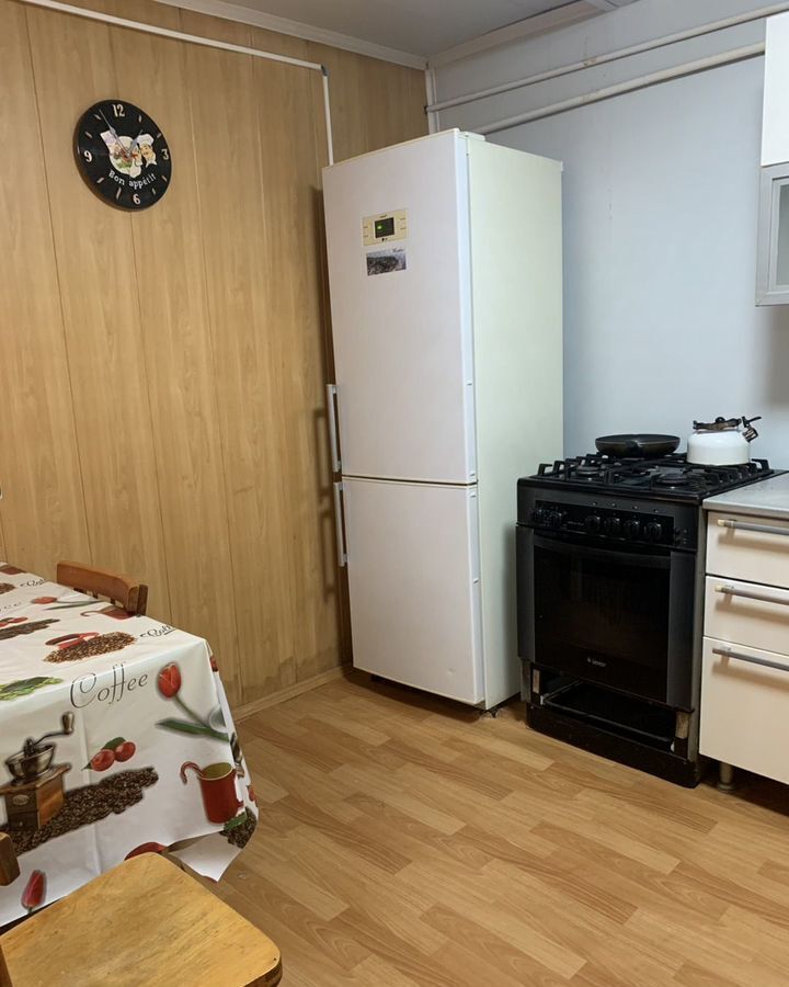 дом р-н Соль-Илецкий г Соль-Илецк ул Пчельник 223 фото 6