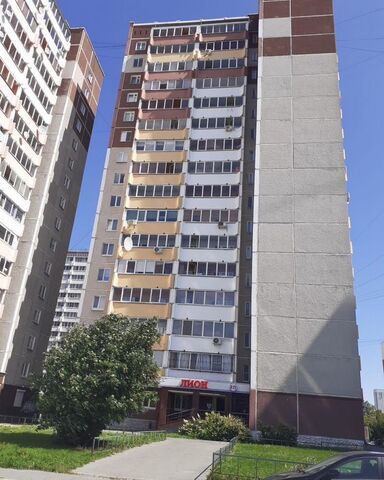 Машиностроителей ул Учителей 10 фото