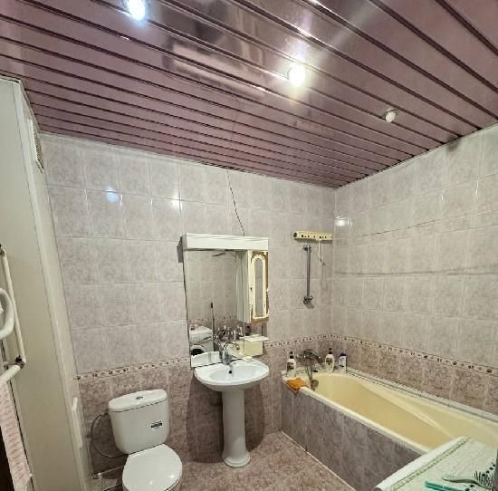 квартира г Тольятти р-н Автозаводский ул Фрунзе 4 фото 6