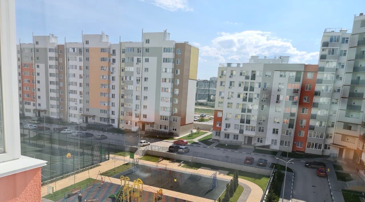 квартира г Симферополь р-н Центральный ул Батурина 189 фото 1